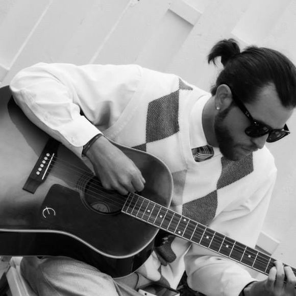 Meet your Posher, Jared - Picture 1 of 1